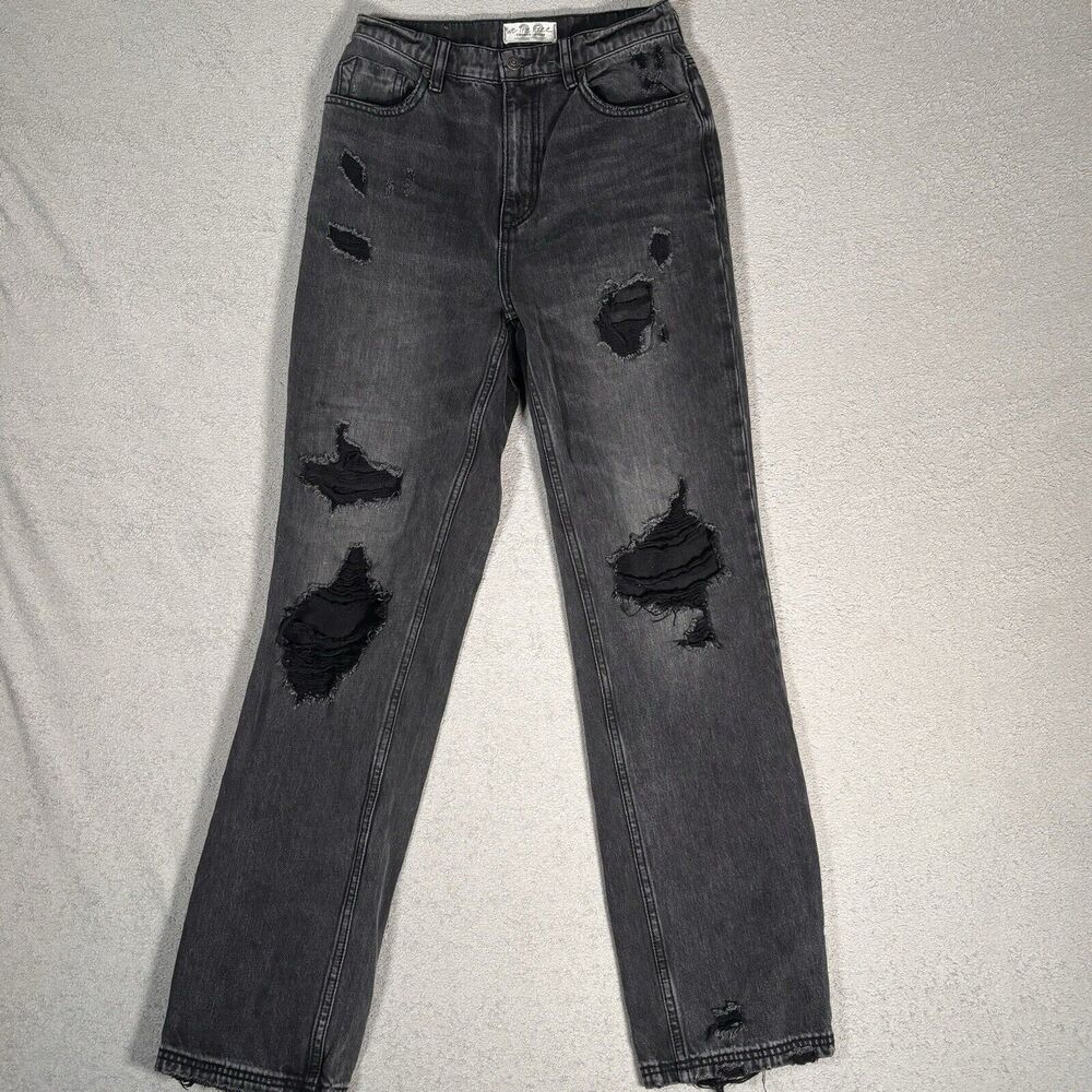 We The Free Crvy Jeans Women’s Size 28‎ High Rise Straight Leg Distressed Black